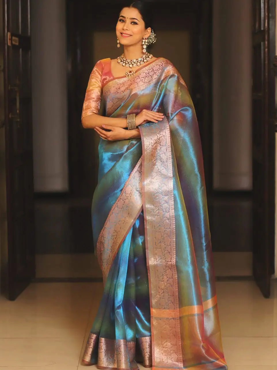 Krishna-Ki-Gopi-Saree-1